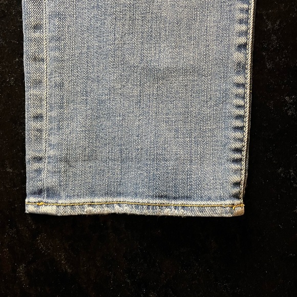 Aerie Stretch ‘Artist’ Light Blue Distressed Cropped Jeans - Picture 5 of 9